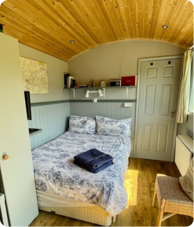 Luxury shepherd hut Cumbria